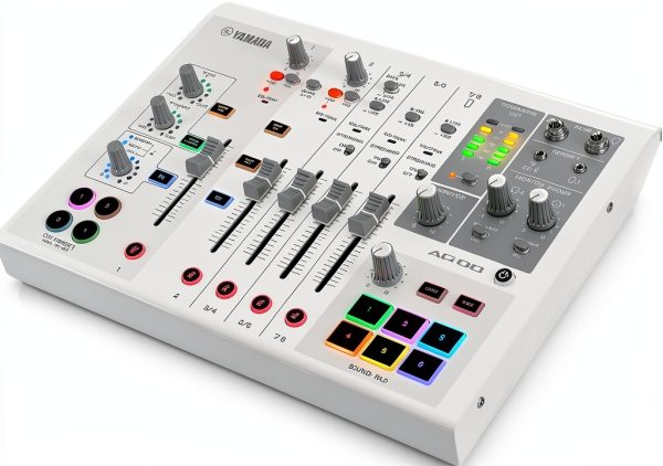 AG Live Streaming Mixer 3-Channel Interface with DSP – Black AG03MK2-7